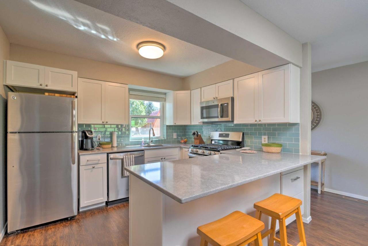 Bright Ruidoso Condo With Deck And Golf Course Views! ภายนอก รูปภาพ