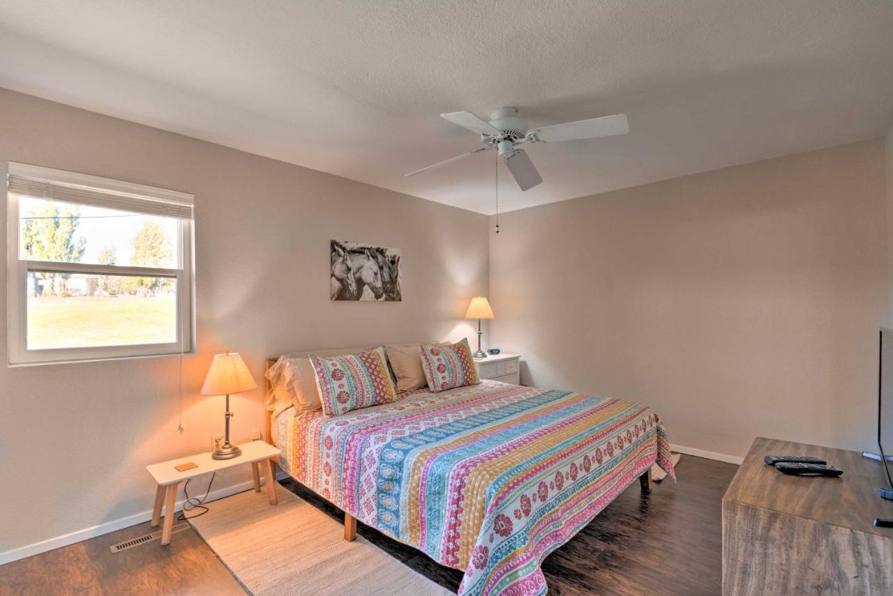 Bright Ruidoso Condo With Deck And Golf Course Views! ภายนอก รูปภาพ
